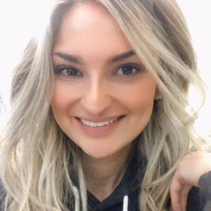 Meet your Posher, Joanna